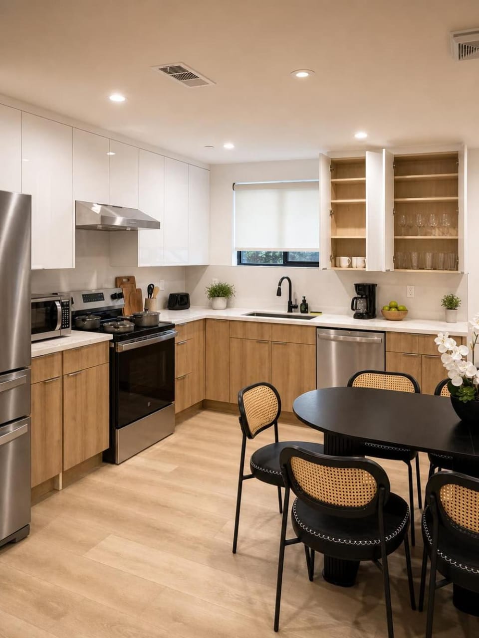 Luxe Ensuite Retreat near USC - Shared Home Apartment in Los Angeles