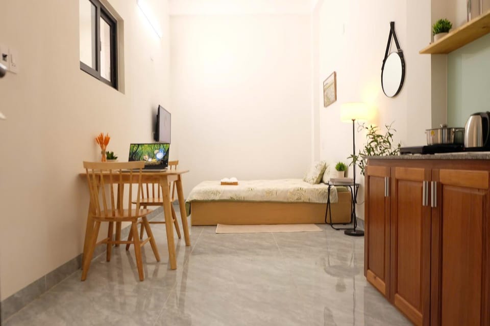 Bed, Kitchen or kitchenette, Living room, Photo of the whole room, Seating area, Dining area, Bedroom