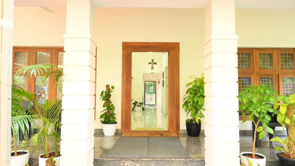 Facade/entrance, Garden, Garden view