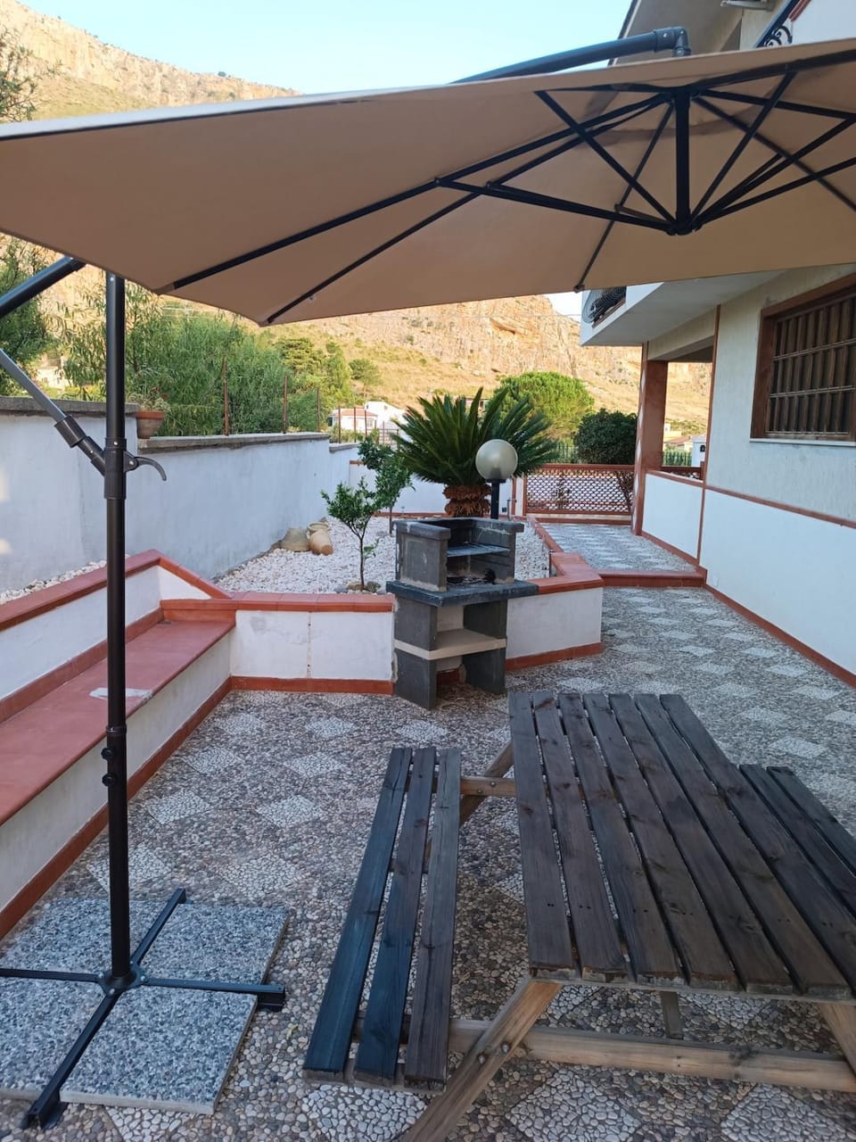 BBQ facilities, BBQ facilities, Dining area