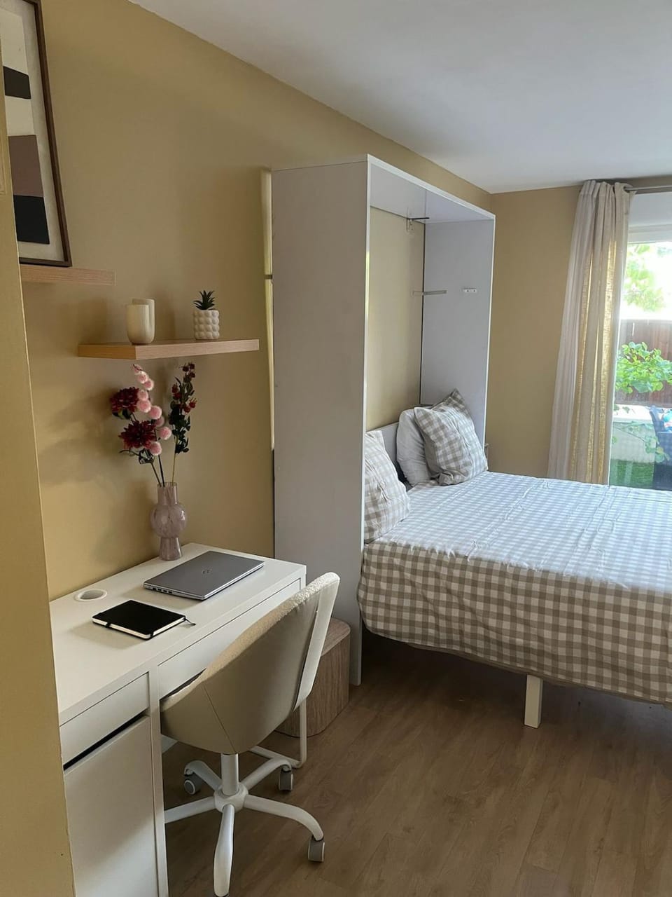 Studio-Terrasse-proche-gare-CC Apartment in Corbeil-Essonnes