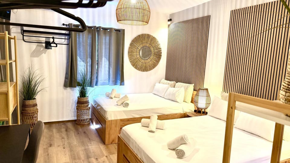 Property building, Living room, Bedroom