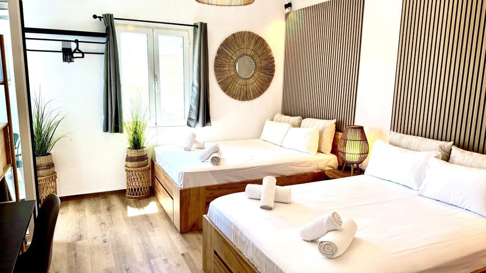 Property building, Living room, Bedroom