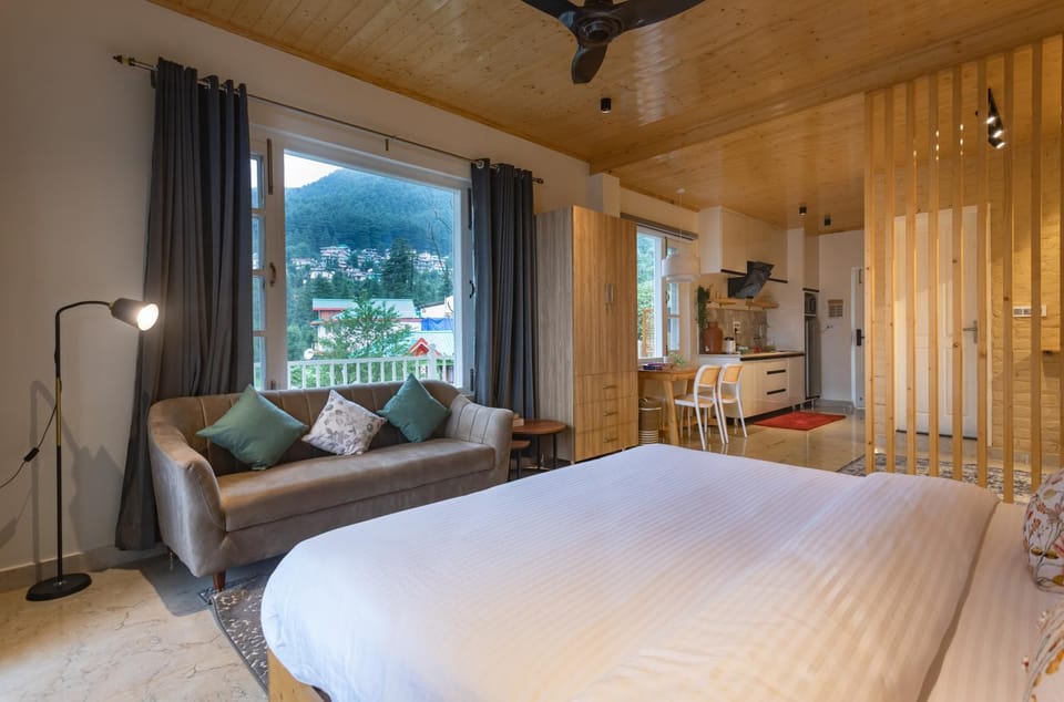Oaknest Bnb and luxury Homes Apartment in Himachal Pradesh