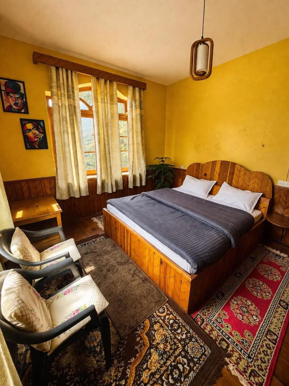Snow Peaks & Valley Views, Pet-Friendly, Hallan Villa in Himachal Pradesh