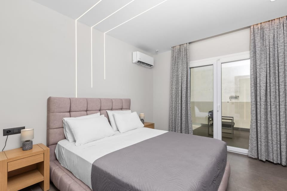 Alykes Maisonette Prv Jacuzzi House in Peloponnese, Western Greece and the Ionian