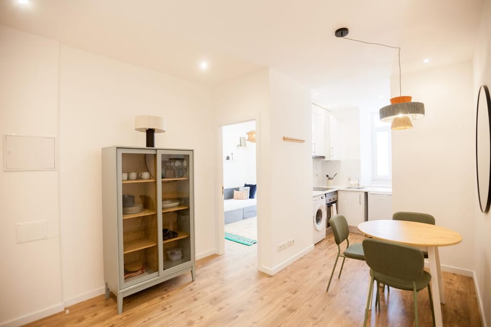 FLH Estefânia Elegant Urban Retreat Apartment in Lisbon