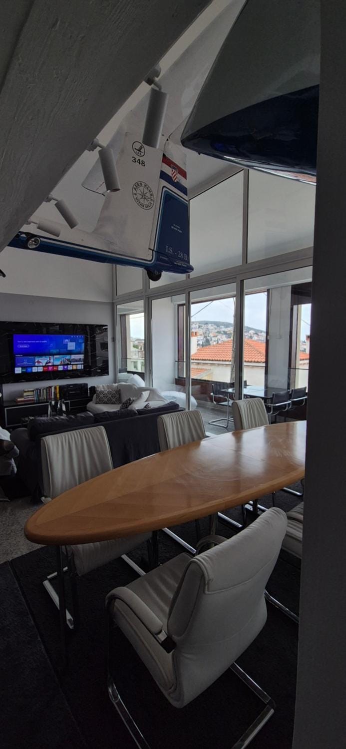 Living room, Fitness centre/facilities, Decorative detail, Decorative detail