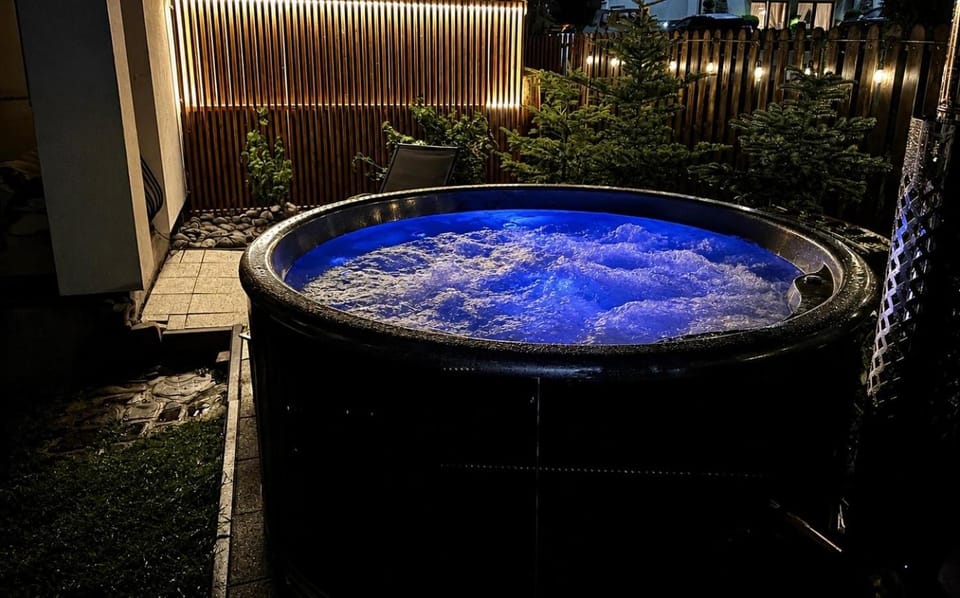 CZERNIK HOUSE & APARTAMENT Poronin - Jacuzzi & Gorąca Balia House in Zakopane