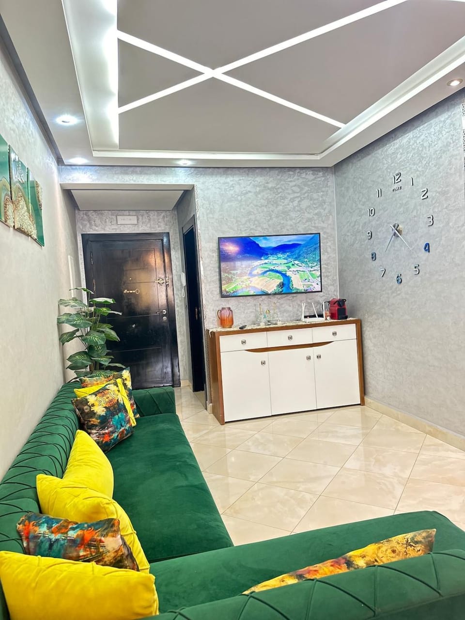 Quiet family apartment, Riad Salam - airport Apartment in Tangier