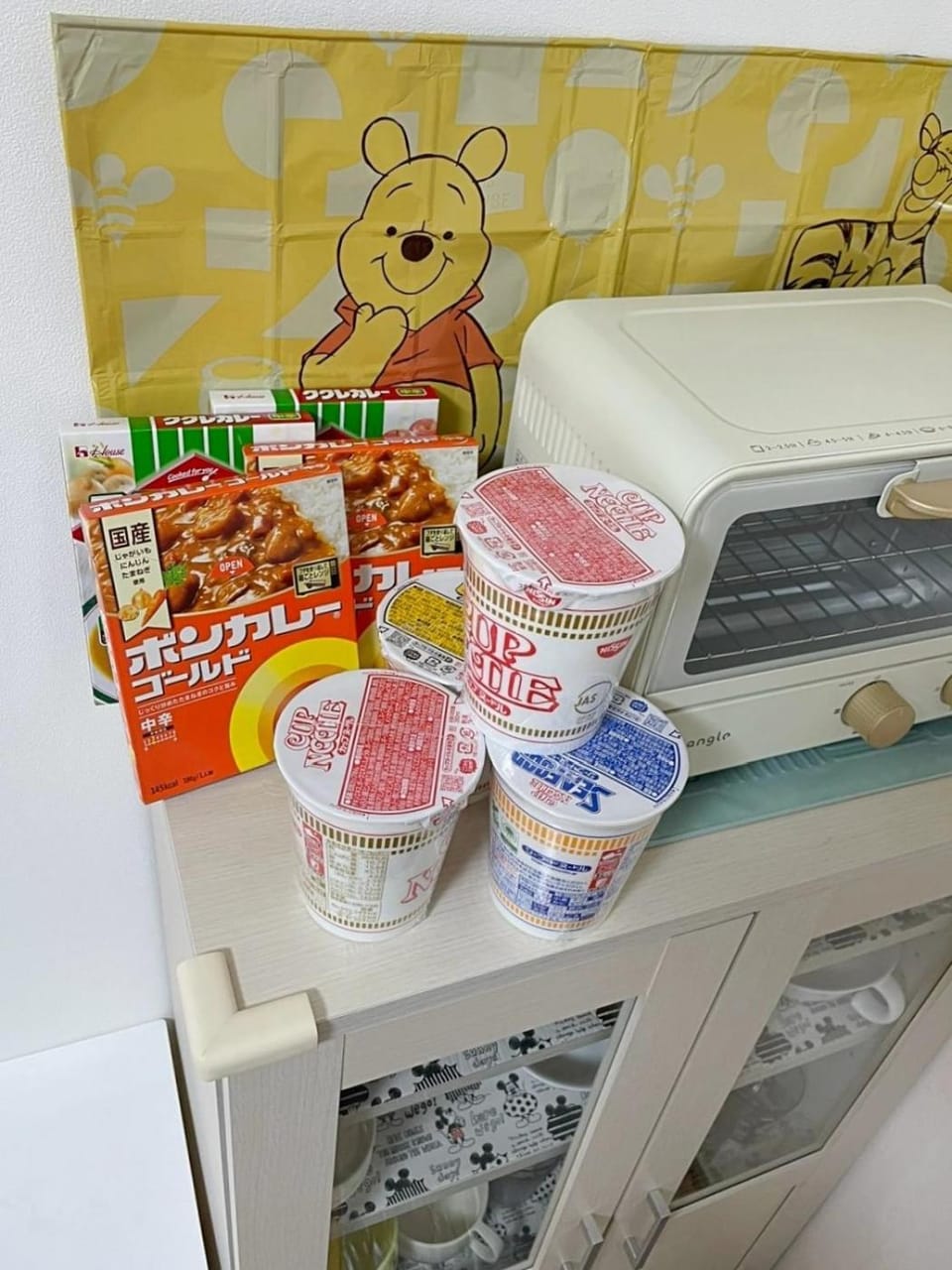 Kitchen or kitchenette, Food and drinks, Food