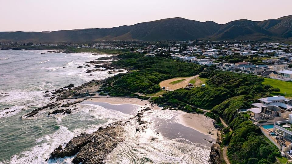 Nearby landmark, Day, Natural landscape, Bird's eye view, Beach, Mountain view