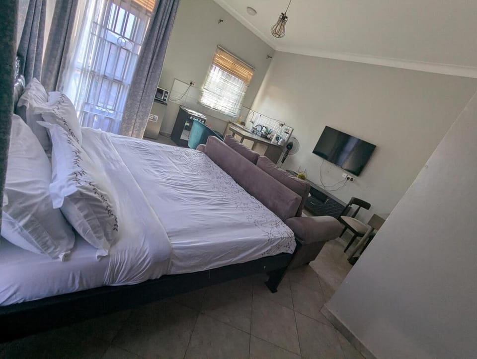Bunga Central Studios Apartment in Kampala