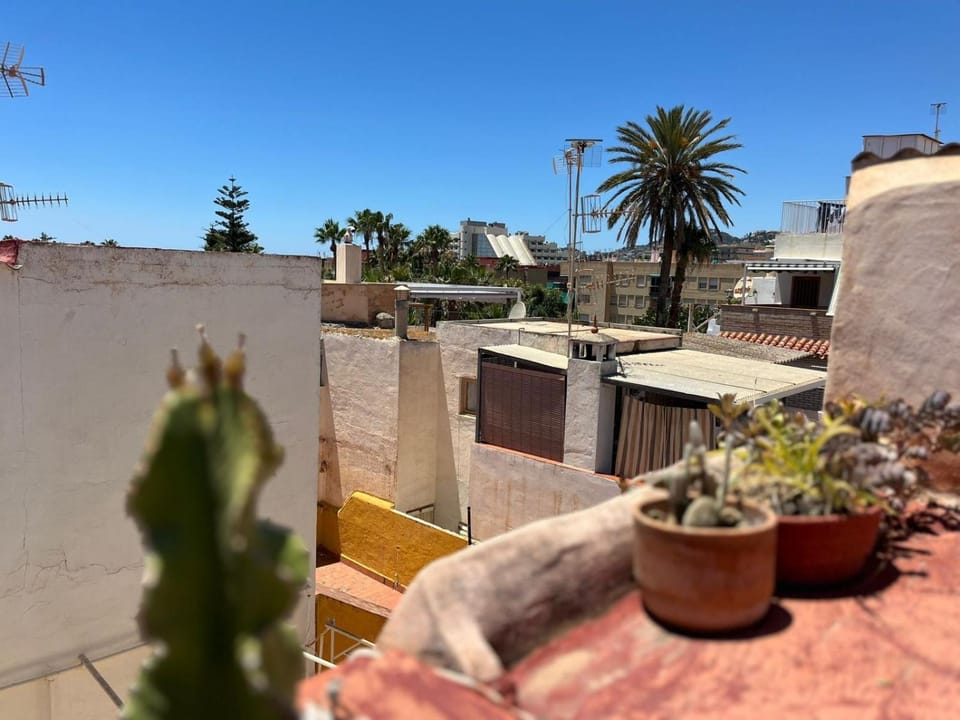 Casa reformada en el caso antiguo de Almuñécar House in Almuñécar