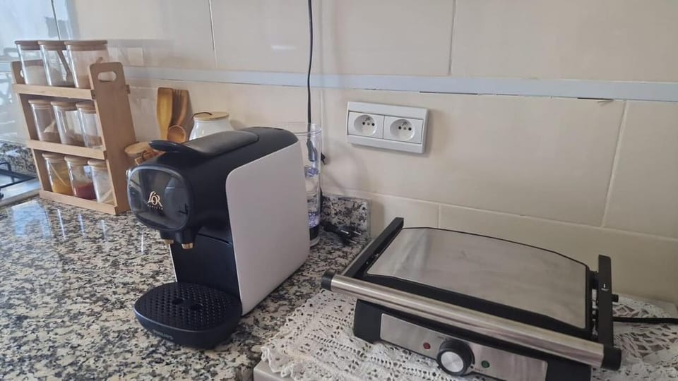 Appartement moderne sécurisé et bien situé Apartment in Tangier-Tétouan-Al Hoceima