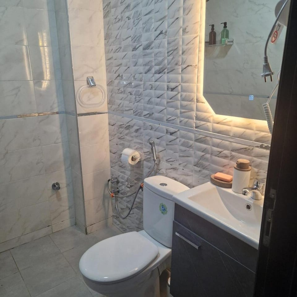 Appartement moderne sécurisé et bien situé Apartment in Tangier-Tétouan-Al Hoceima