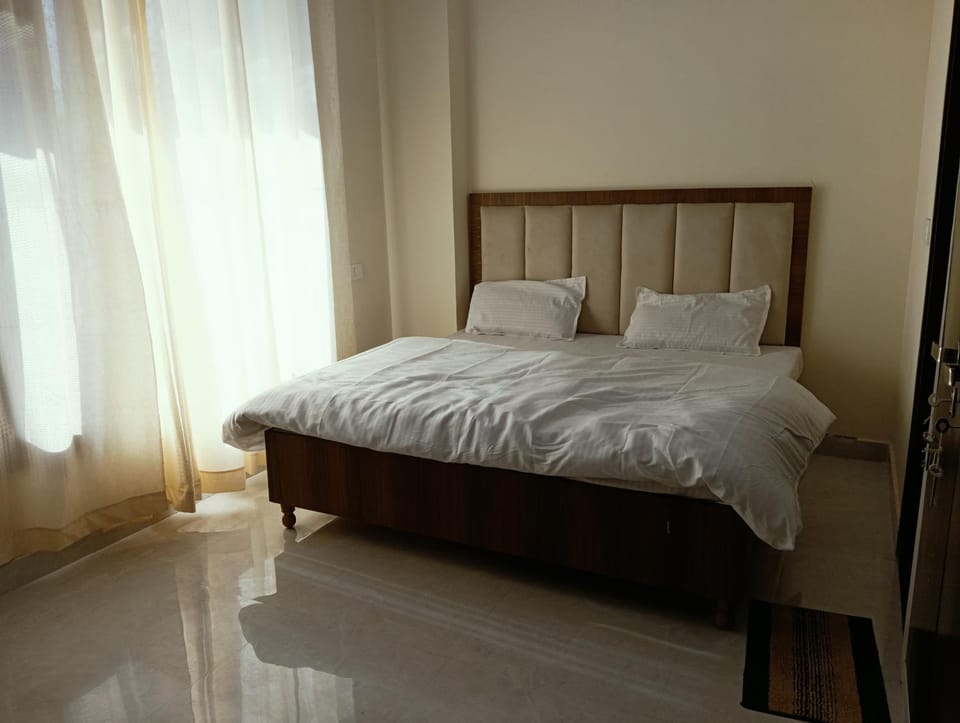 Hotel Amar Singh Palace Hotel in Noida