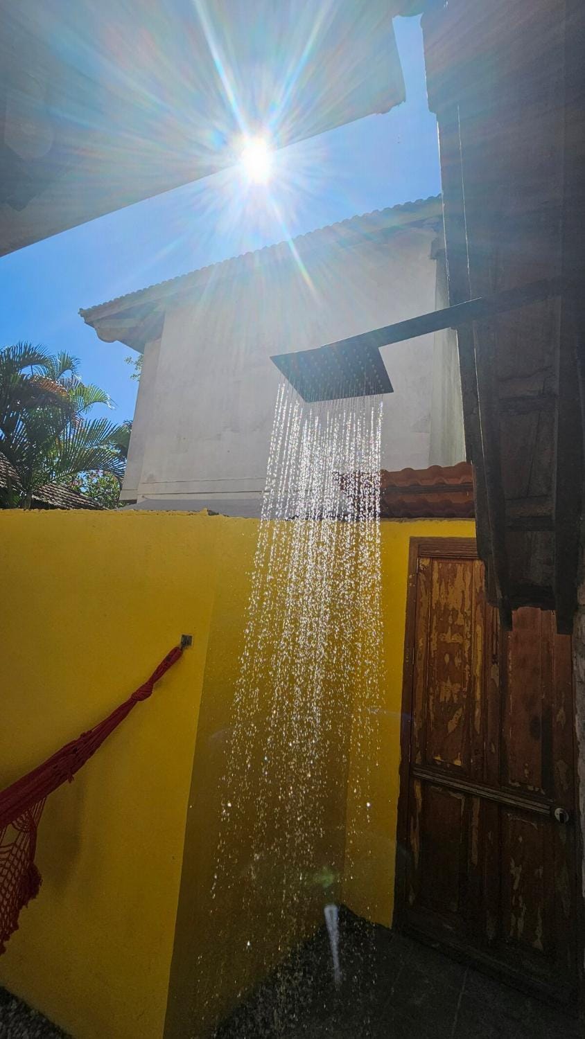 Shower, Day