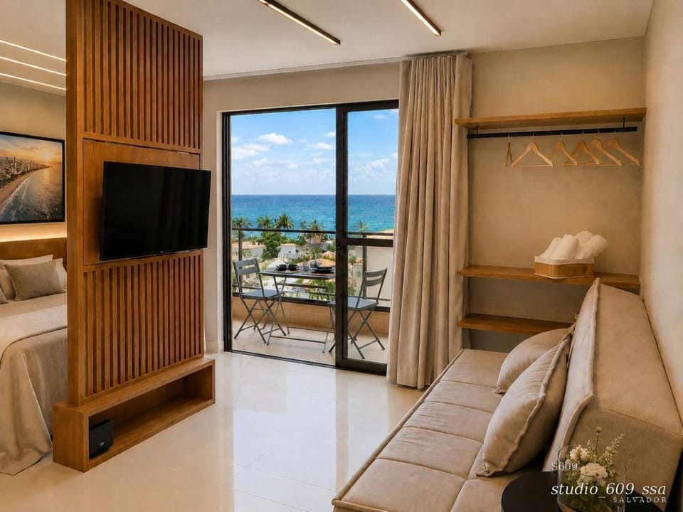 Communal lounge/ TV room, TV and multimedia, Living room, Seating area, Bedroom, Sea view