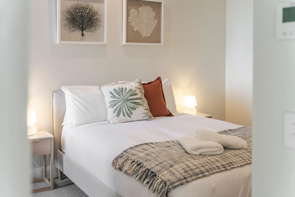 The Chapter - Luxury Harbour Apt - Newcastle East Apartment in New South Wales