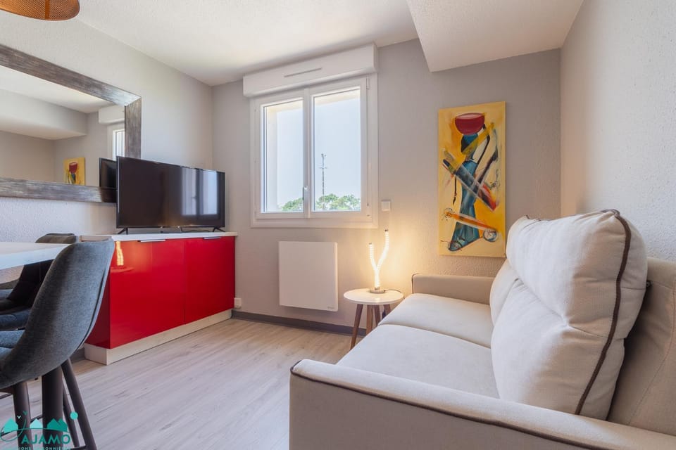 Appartement T1 vue mer à 150 m de la plage | 2 personnes | Réf 118 Apartment in Brittany