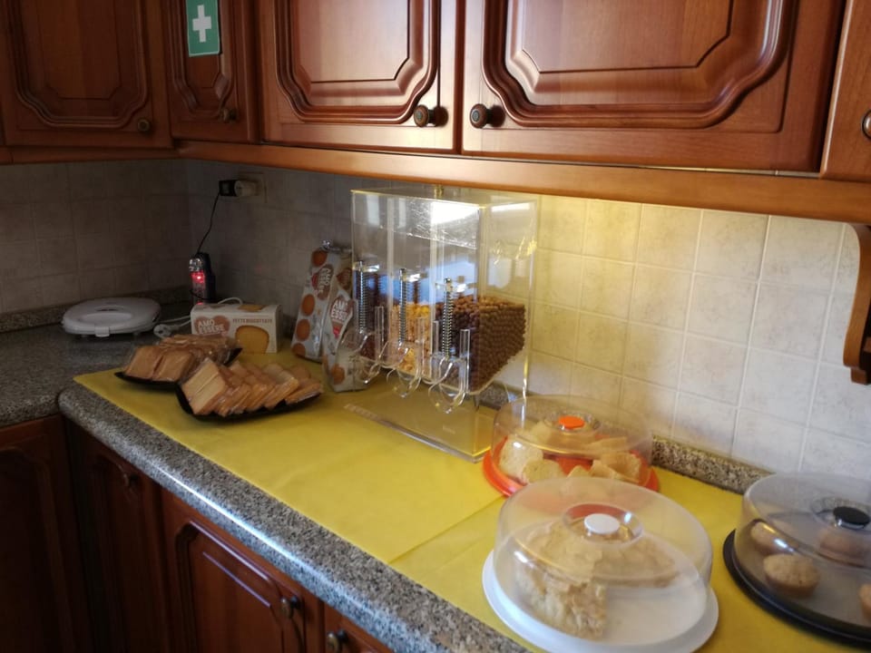 Communal kitchen, Italian breakfast, Drinks, Non alcoholic drinks