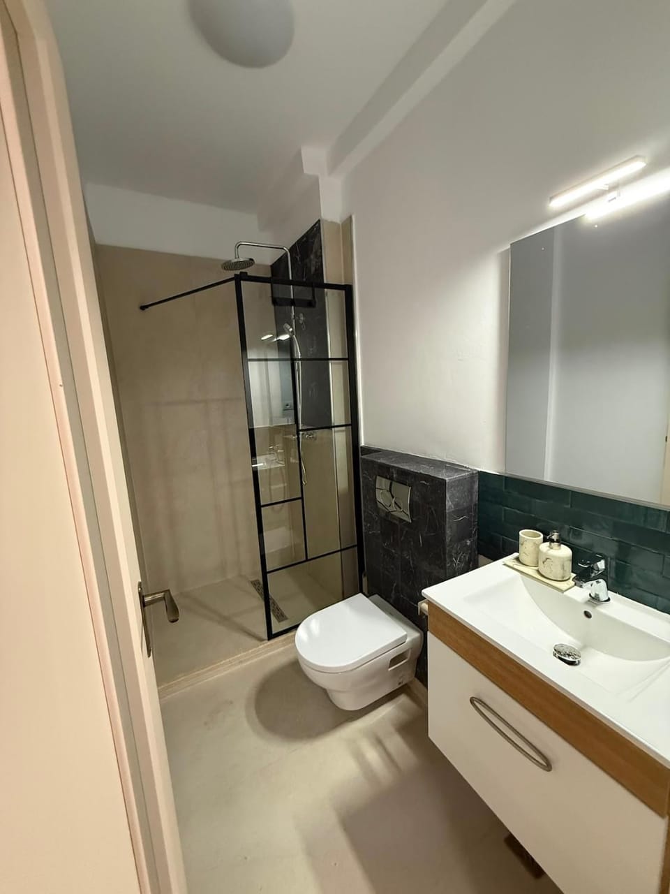 PopDan Central studio LOFT Apartment in Constanta