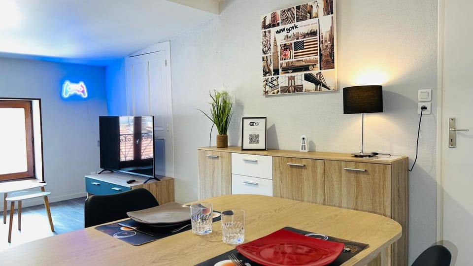 Le République Street Apartment in Bourgoin-Jallieu