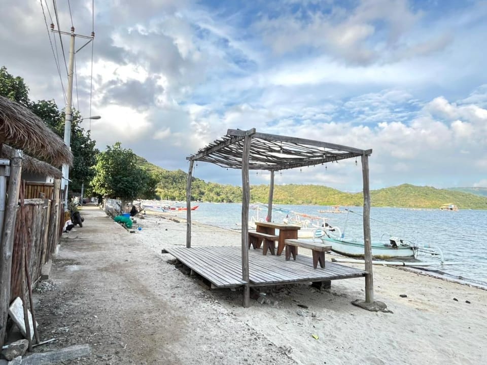 Beach, Mountain view