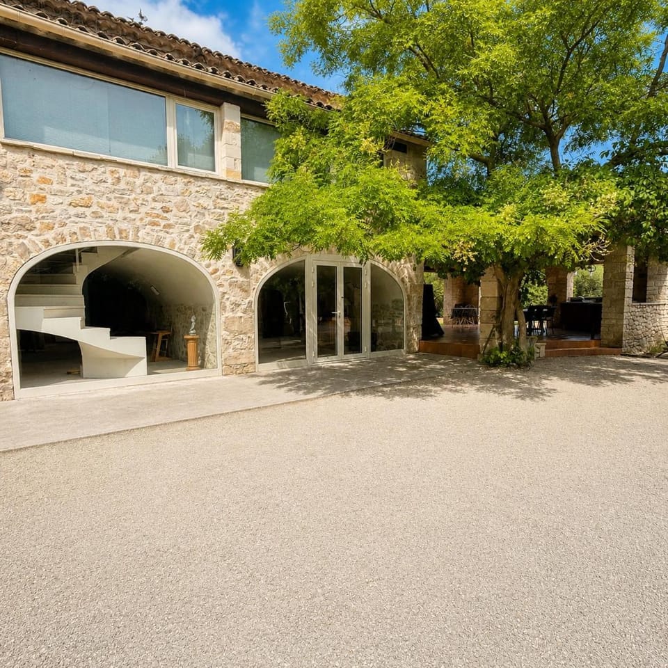 Property building, Parking