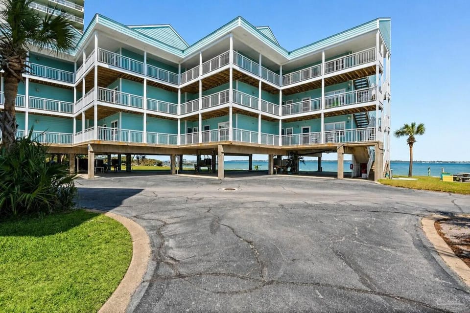 Entire Condo on Pensacola Beach, FL Apartment in Pensacola Beach