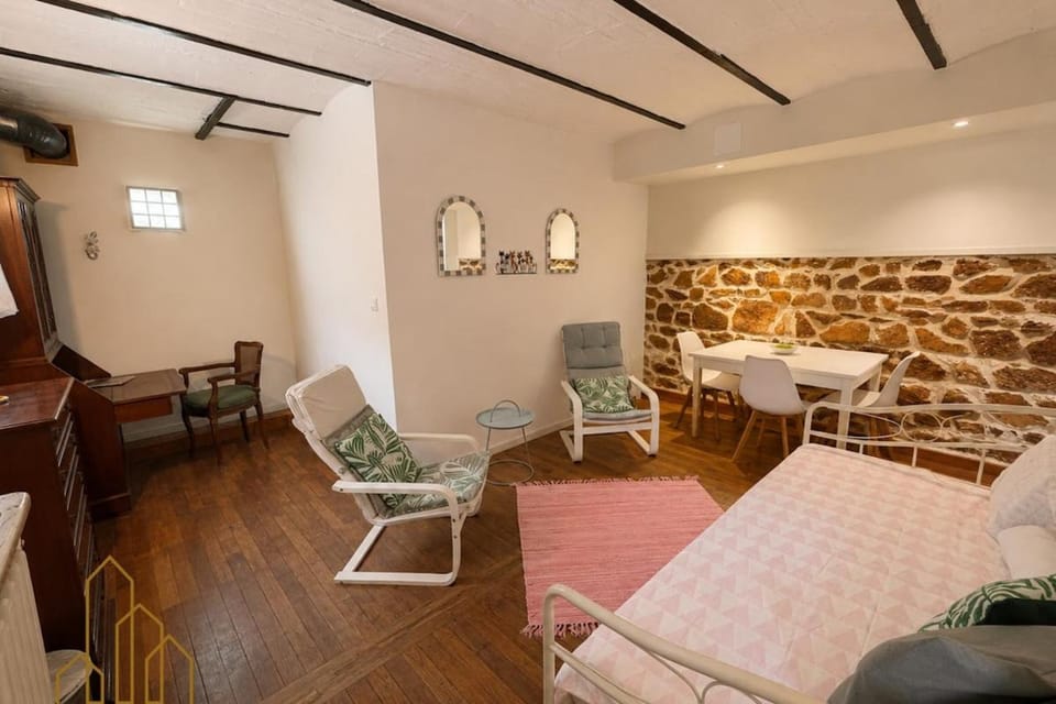 Chez Yiayia - Bord de Loire Apartment in Auvergne-Rhône-Alpes