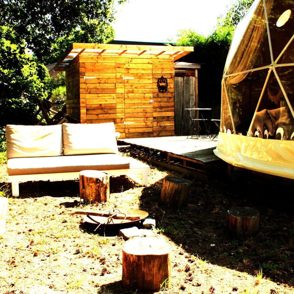 Relaxing in a magical dôme every season Luxury tent in Flanders