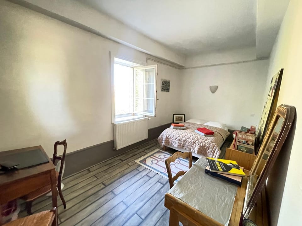 Le Grand Feuvrier Apartment in Dole
