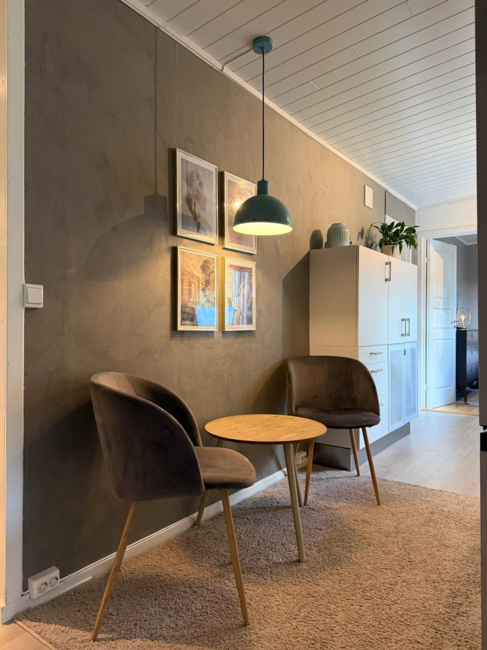 Seating area