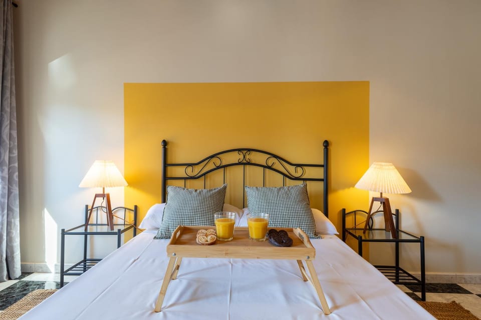 Villa Familiar l Piscina I Cine l Bbq l Sala de Juegos I 6min Segovia I 50min Madrid I 17 px House in Community of Madrid