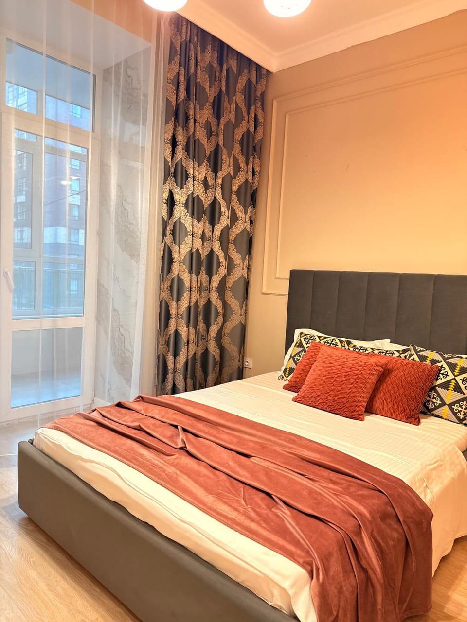 Bed, Photo of the whole room, Bedroom