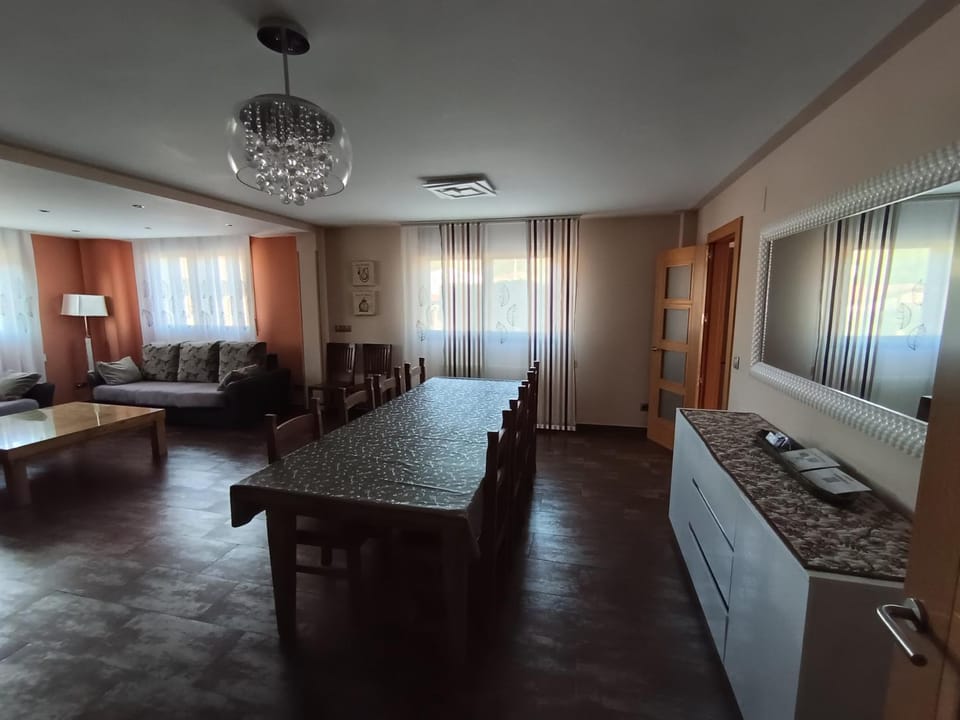 TV and multimedia, Dining area