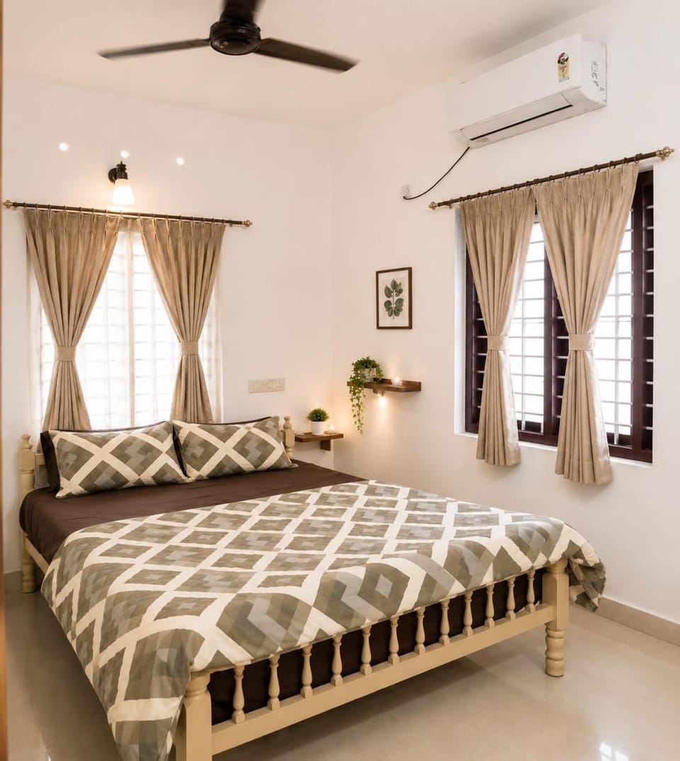 Holiday Out hotel trivandrum Hotel in Thiruvananthapuram