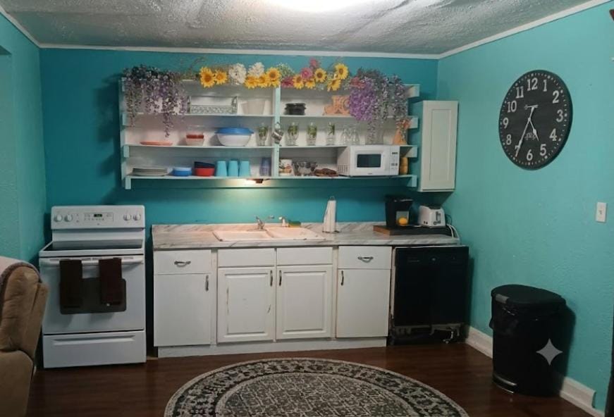 Cozy 2BR Fort Myers Getaway Minutes to Downtown! Apartment in Fort Myers