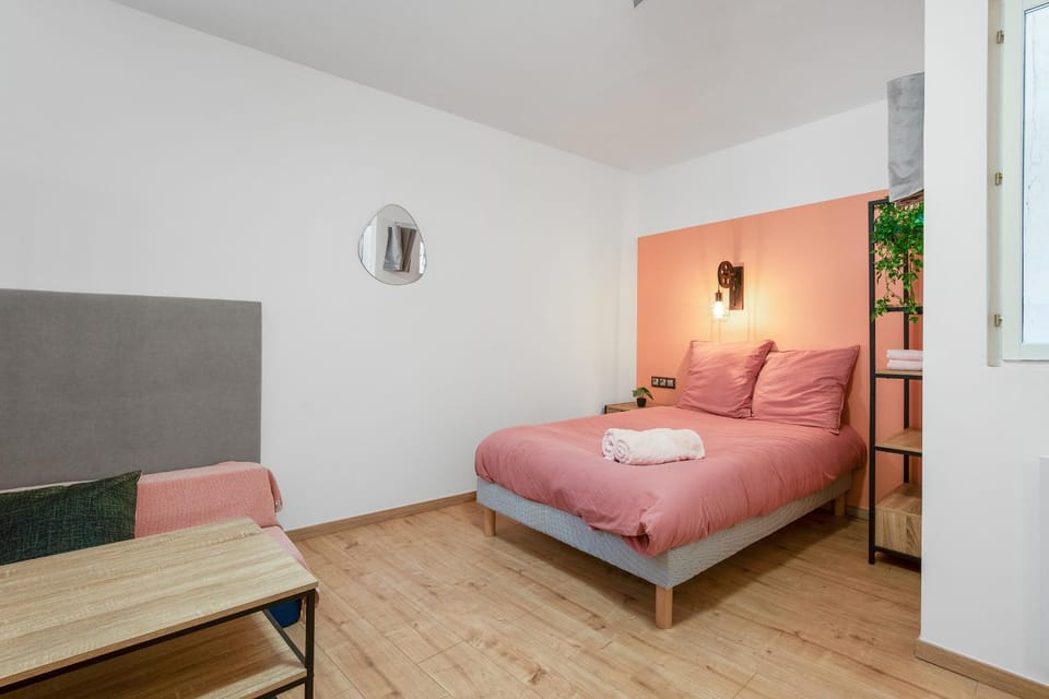 Nomad Home - 2 Chambres - SDB privée Vacation rental in Béziers