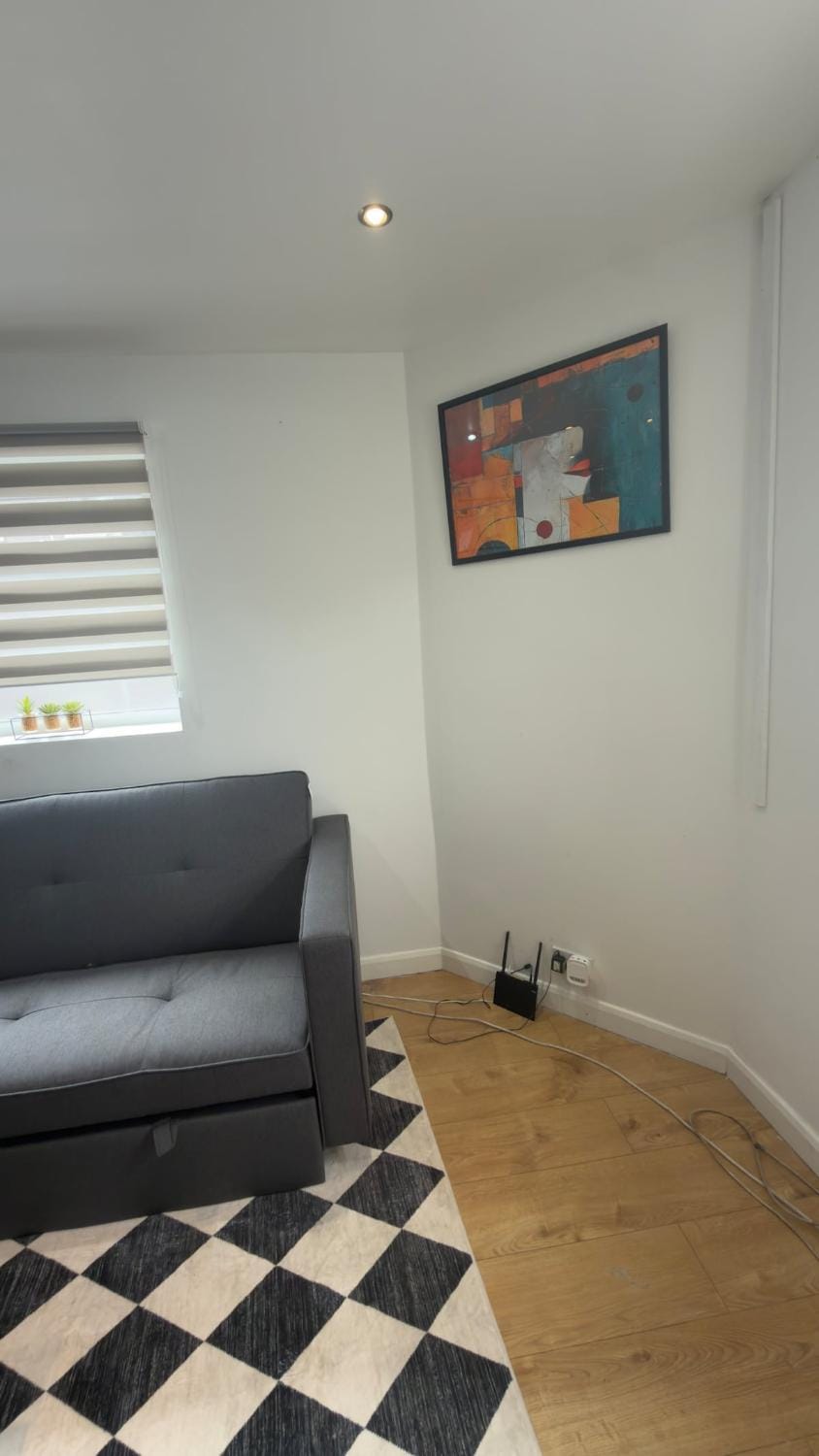Flat in Canning Town Apartment in London