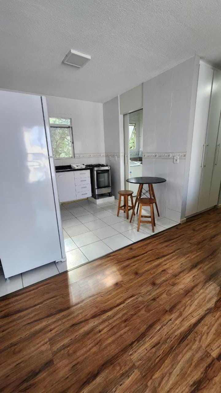 2-bedroom apartment 9 min from the airport, garage and Wi-Fi Apartment in São José dos Pinhais
