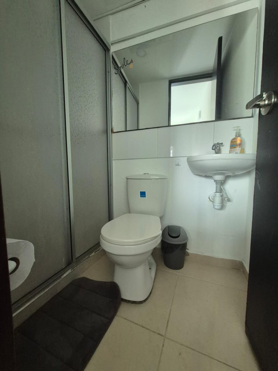 Apartamento a 5 minutos del parque principal Apartment in Cundinamarca, Colombia