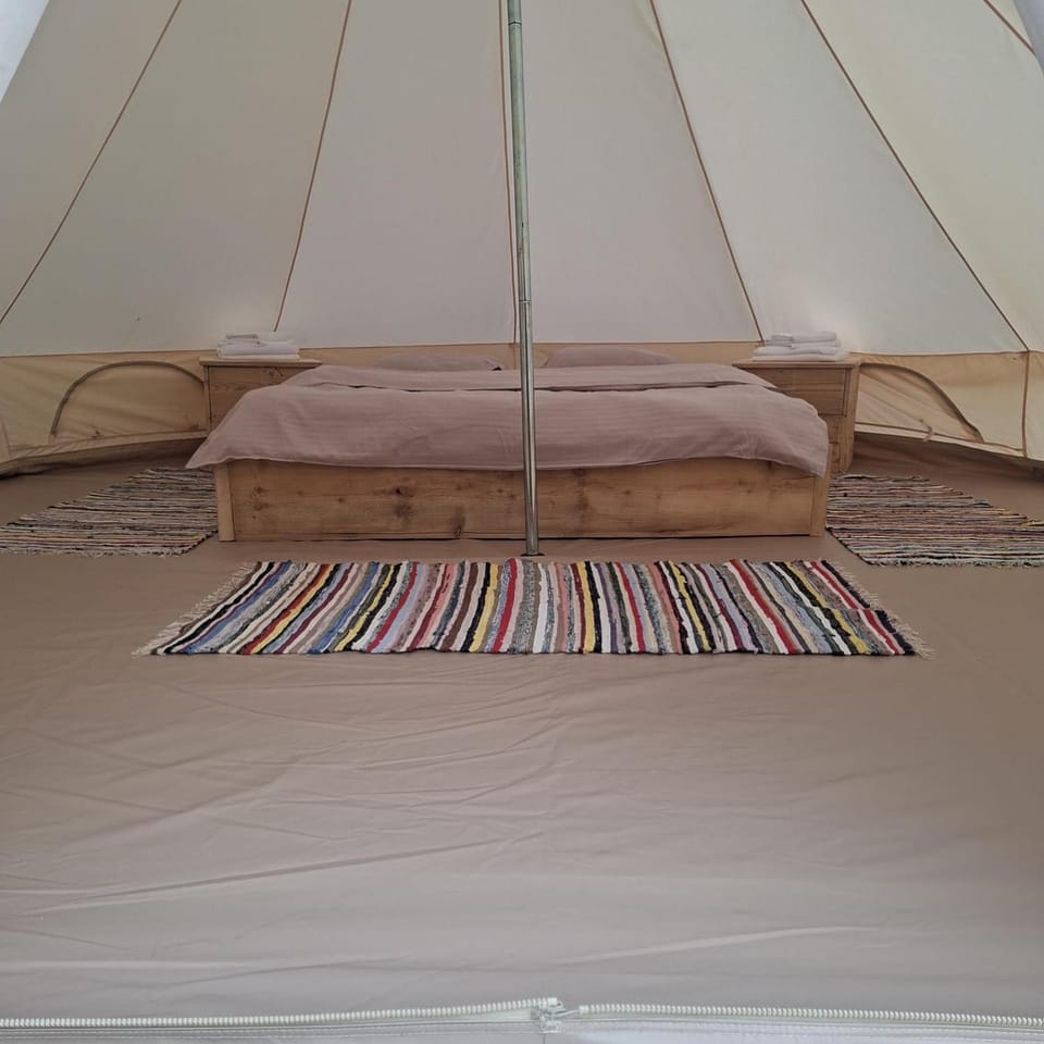 CampingSiriu Luxury tent in Prahova, Romania