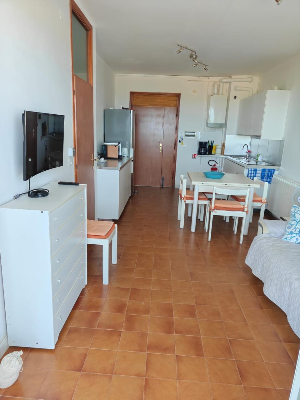 Appartamento La Spiaggia con ampio balcone sul mare Da sabato a sabato Apartment in Italy