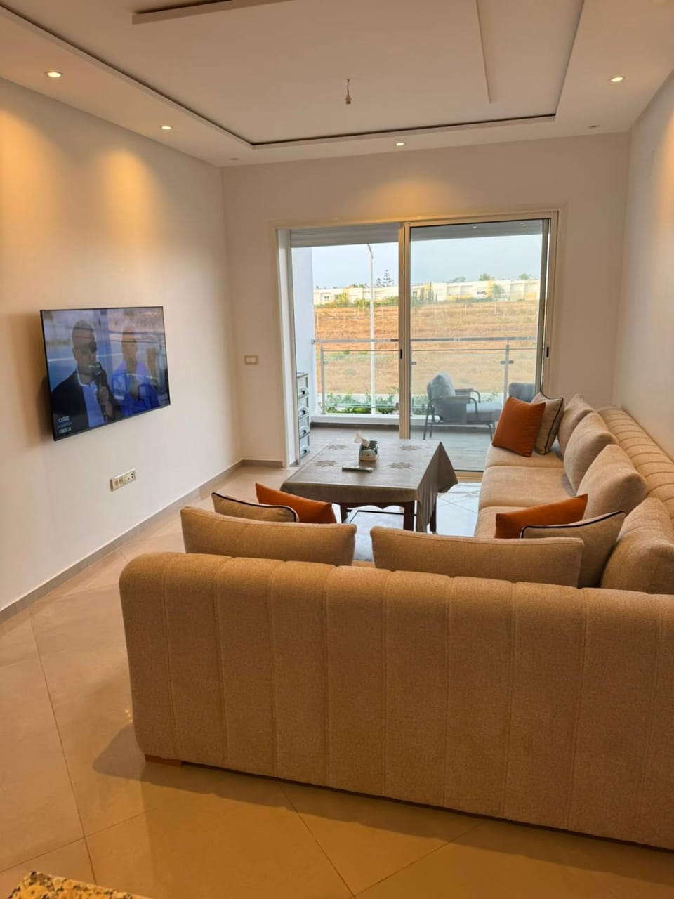 Magnifique appart Ramo flores, Sidi Rahal Apartment in Casablanca-Settat