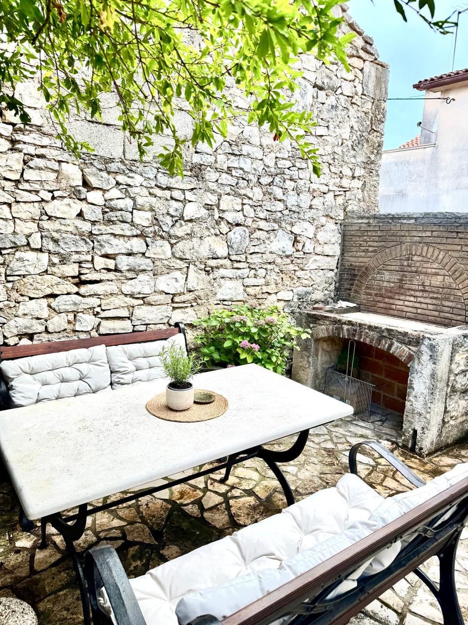 Seating area