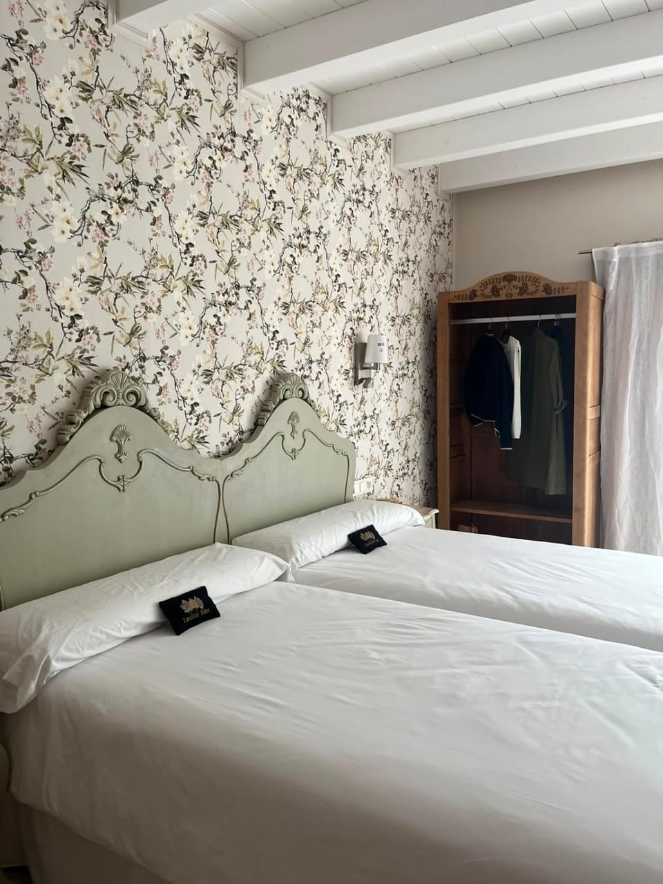 Lasalde Eder alojamiento rural boutique Country House in Basque Country