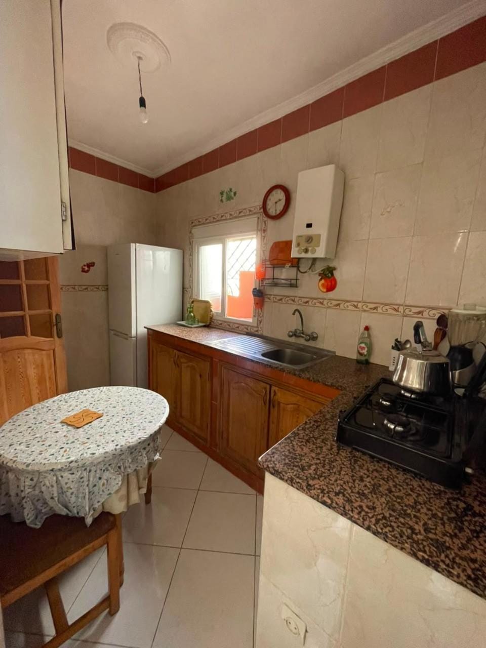 Kitchen or kitchenette